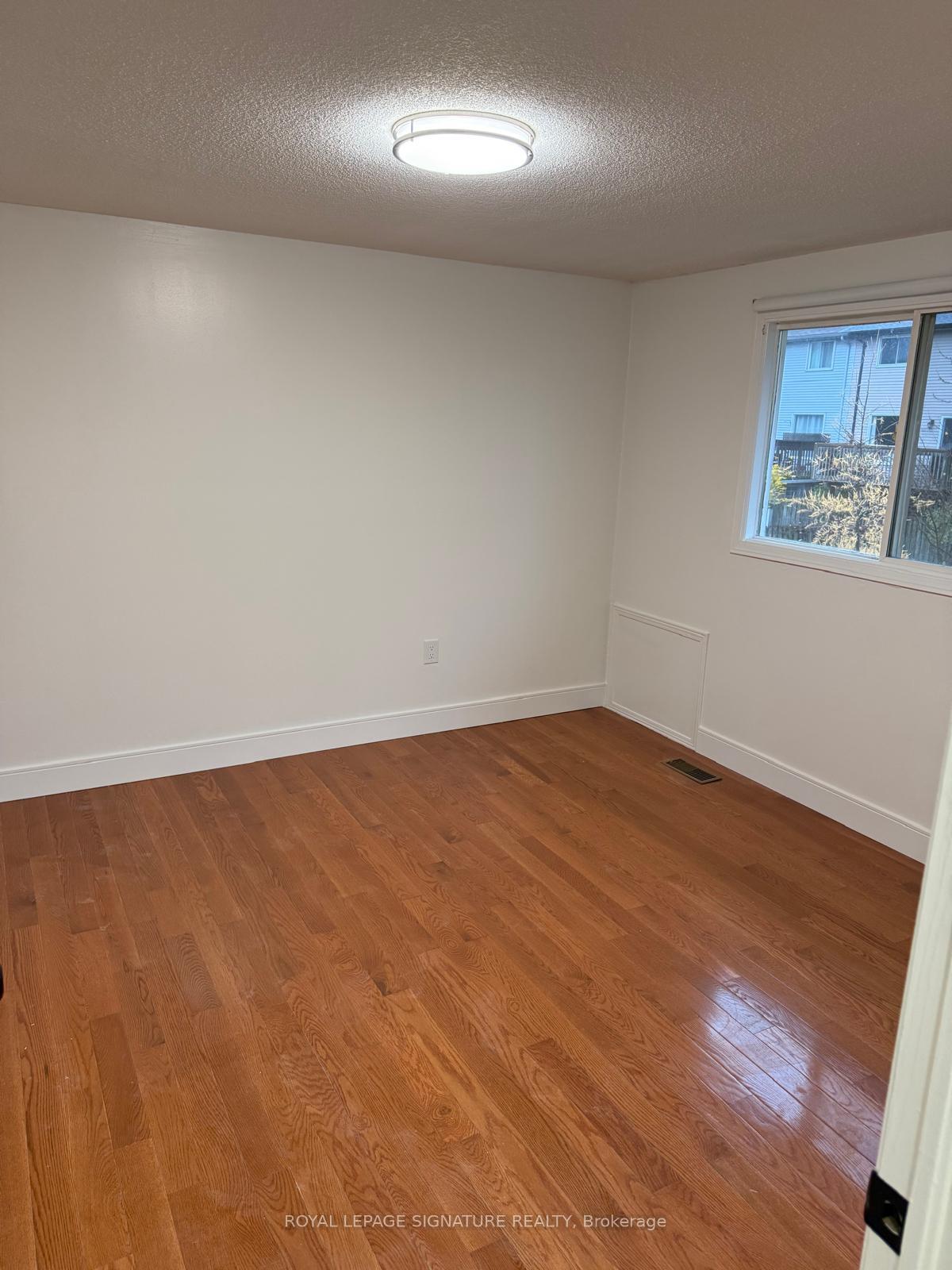 Photo 20 of 78 Grandridge Crescent, Guelph, Willow West/Sugarbush/West Acres — HOMEH