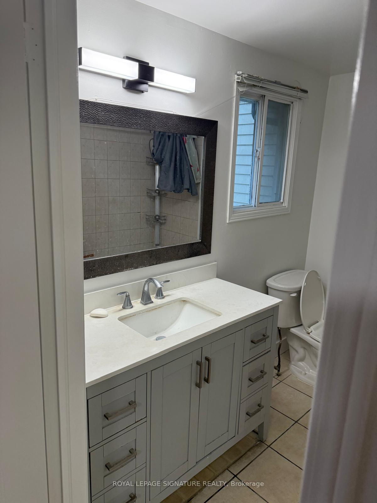 Photo 23 of 78 Grandridge Crescent, Guelph, Willow West/Sugarbush/West Acres — HOMEH