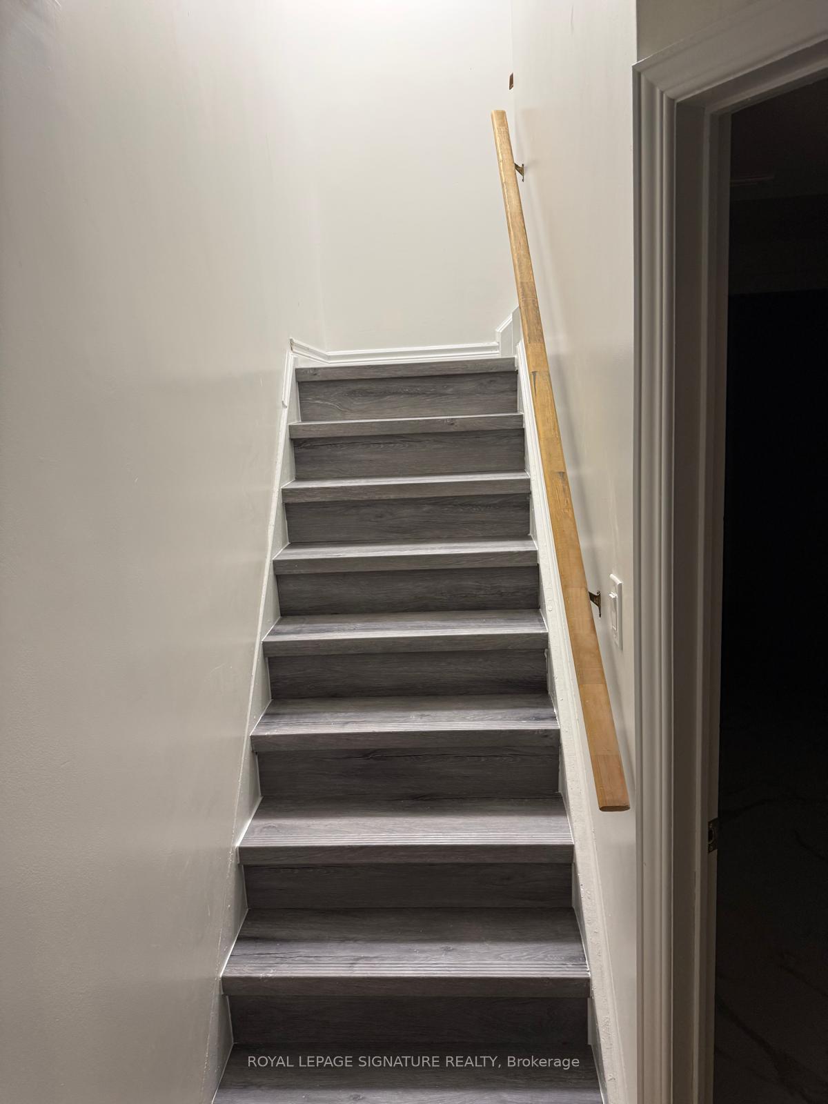 Photo 25 of 78 Grandridge Crescent, Guelph, Willow West/Sugarbush/West Acres — HOMEH