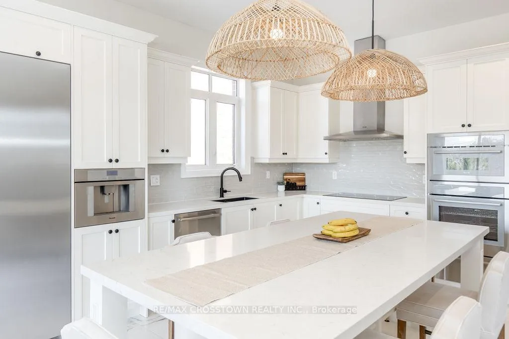 Photo 16 of 27 Muirfield Drive, Barrie, Ardagh — HOMEH
