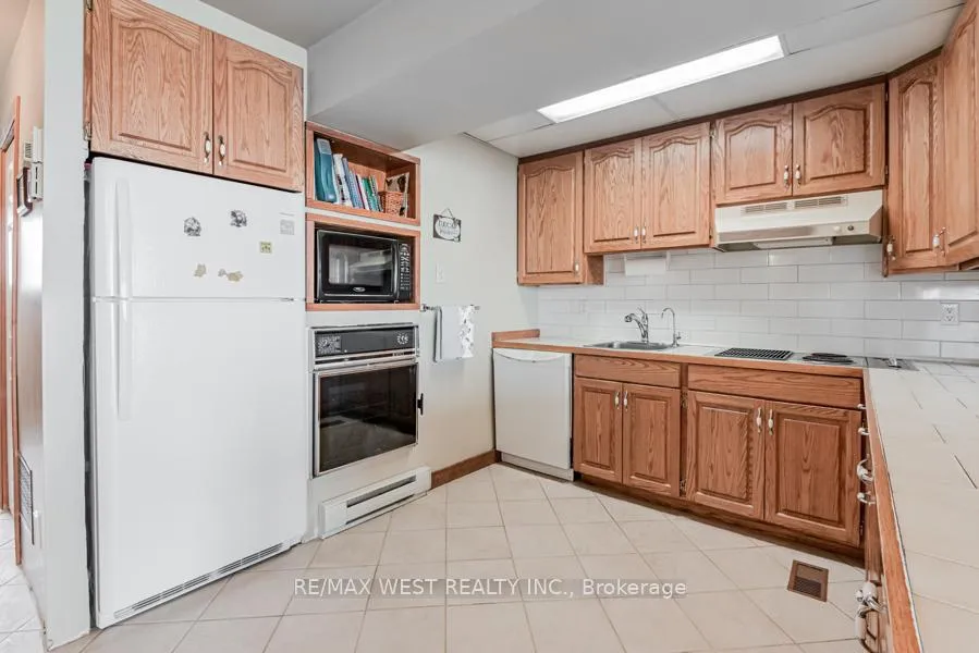 Photo 5 of 4669 Anderson Avenue, Ramara, Rural Ramara — HOMEH