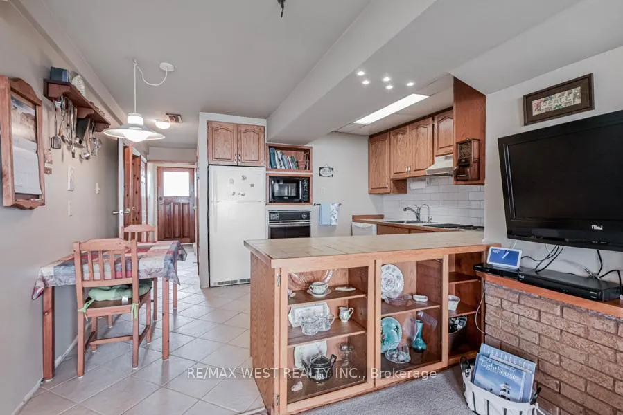 Photo 10 of 4669 Anderson Avenue, Ramara, Rural Ramara — HOMEH