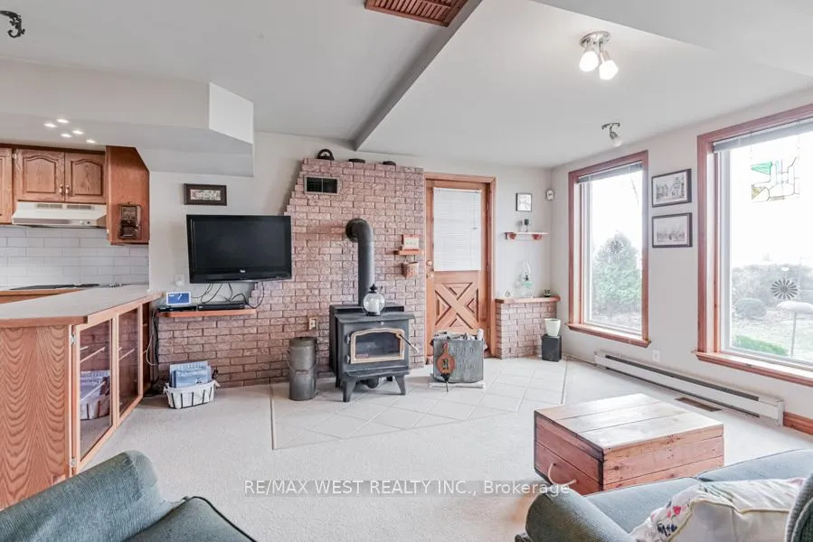 Photo 13 of 4669 Anderson Avenue, Ramara, Rural Ramara — HOMEH