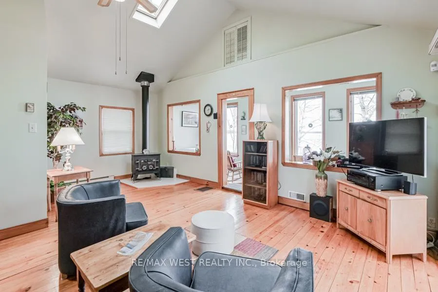 Photo 21 of 4669 Anderson Avenue, Ramara, Rural Ramara — HOMEH