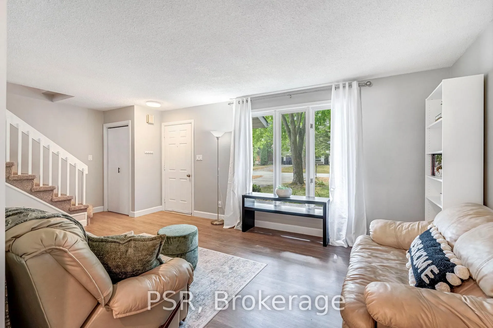 Photo 8 of 218 John Street, Clearview, Stayner — HOMEH