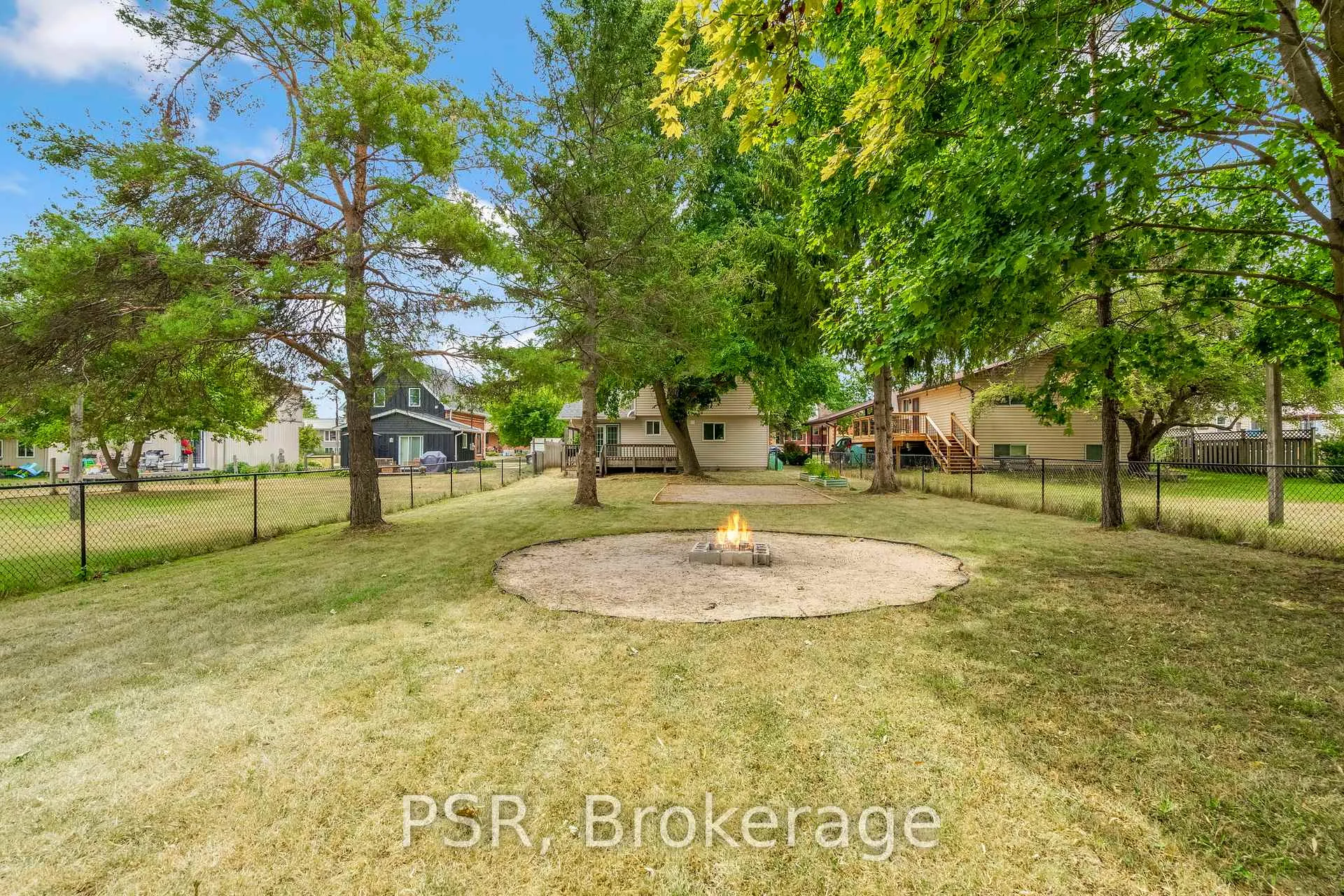Photo 32 of 218 John Street, Clearview, Stayner — HOMEH