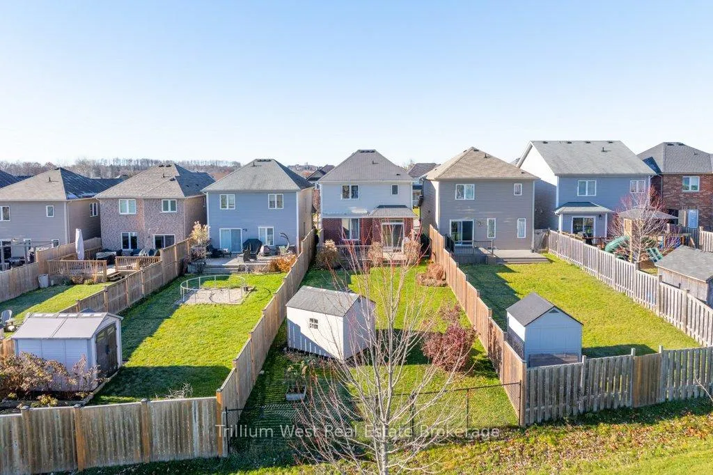 Photo 6 of 247 Norwich Road, Woolwich, Breslau — HOMEH
