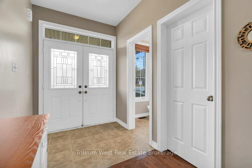 Photo 23 of 247 Norwich Road, Woolwich, Breslau — HOMEH
