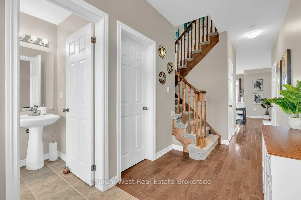 Photo 24 of 247 Norwich Road, Woolwich, Breslau — HOMEH
