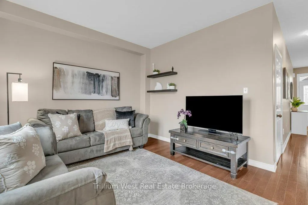 Photo 26 of 247 Norwich Road, Woolwich, Breslau — HOMEH