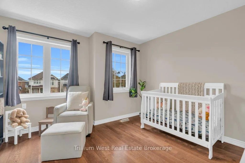 Photo 36 of 247 Norwich Road, Woolwich, Breslau — HOMEH