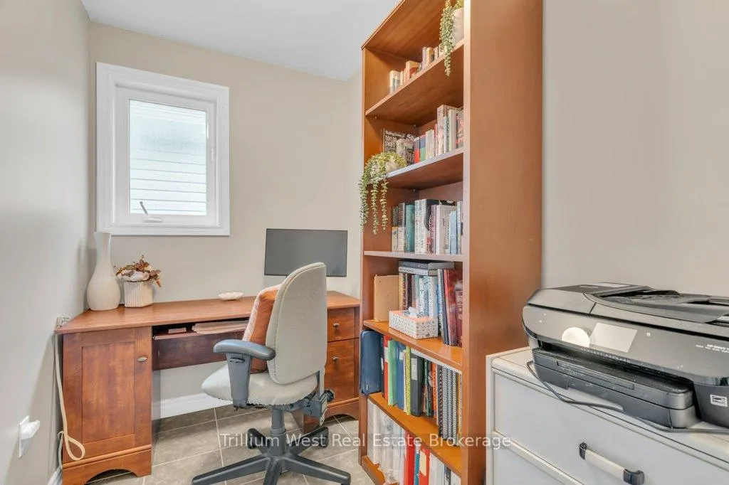 Photo 40 of 247 Norwich Road, Woolwich, Breslau — HOMEH