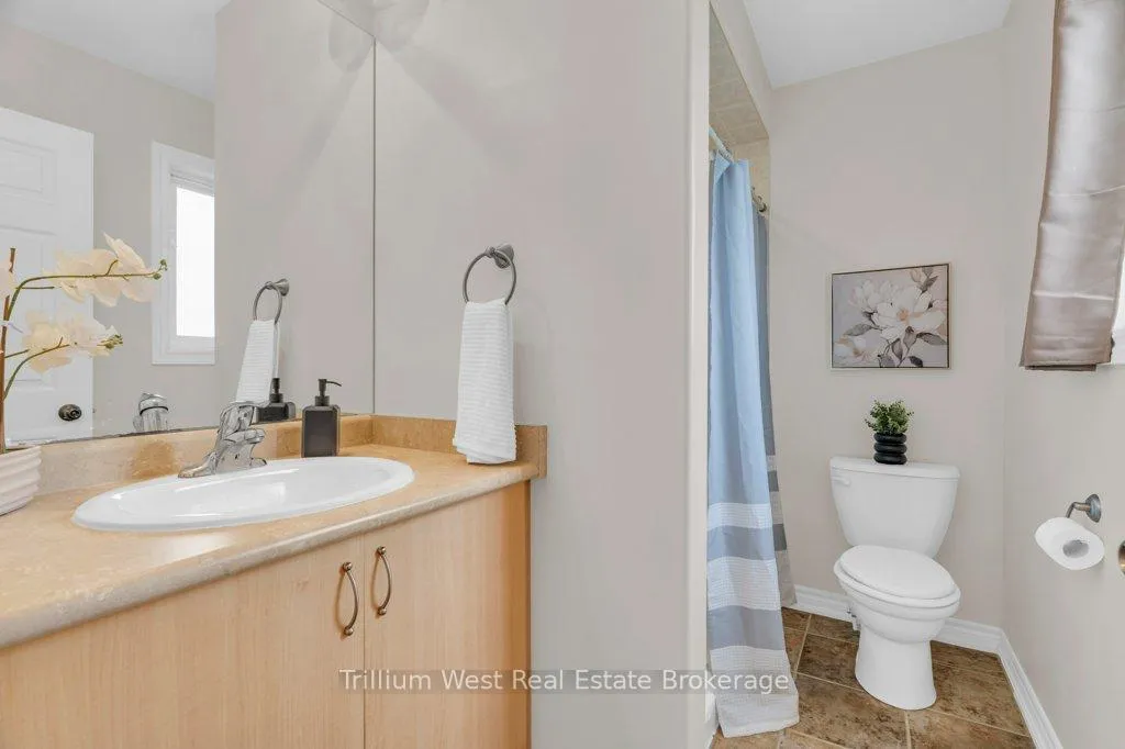 Photo 42 of 247 Norwich Road, Woolwich, Breslau — HOMEH