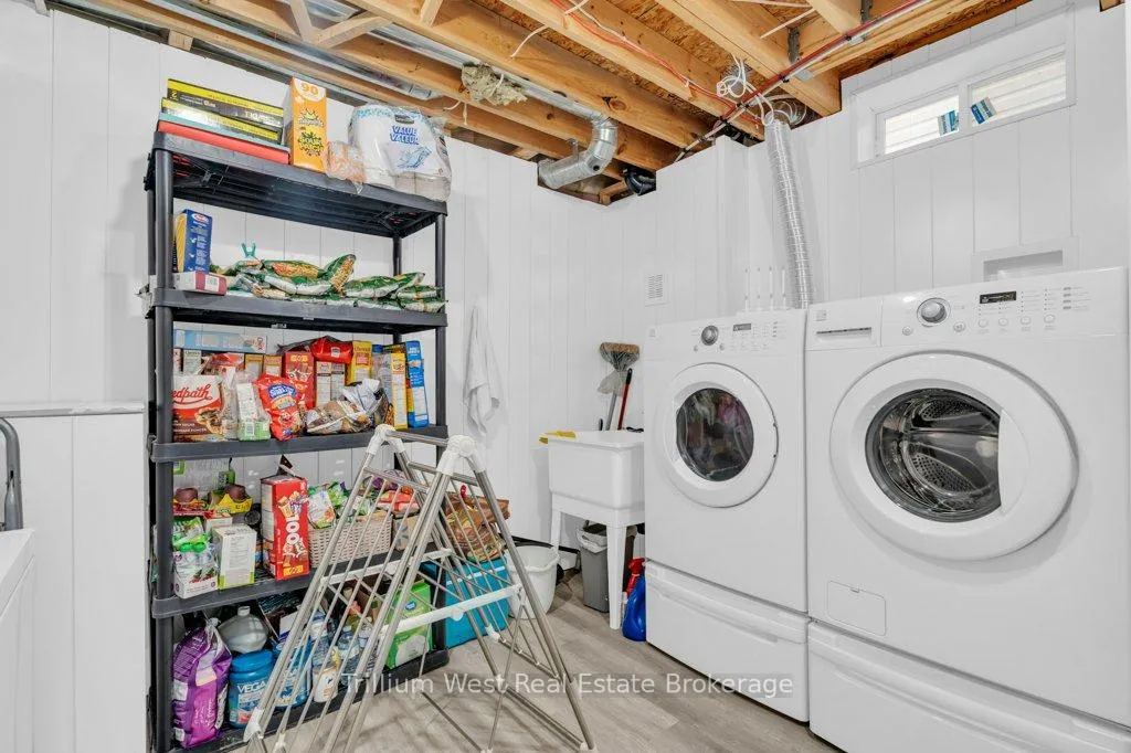 Photo 43 of 247 Norwich Road, Woolwich, Breslau — HOMEH