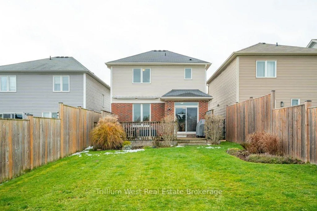 Photo 50 of 247 Norwich Road, Woolwich, Breslau — HOMEH