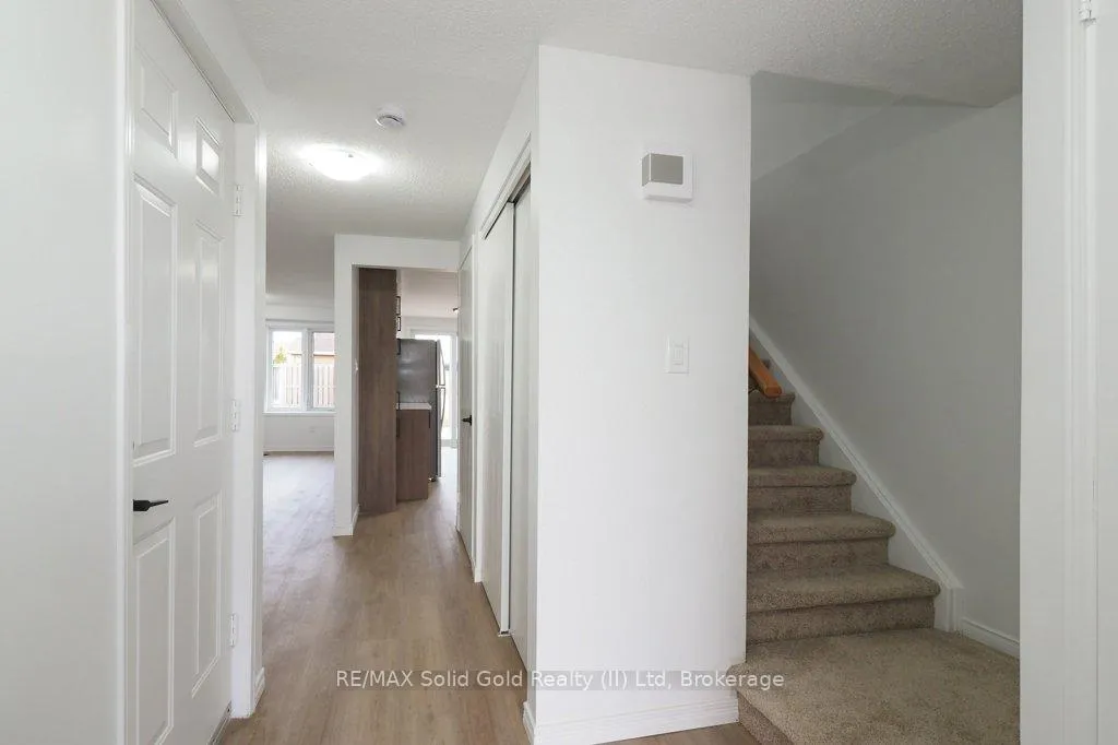 Photo 6 of 110 Bankside Drive, Kitchener — HOMEH