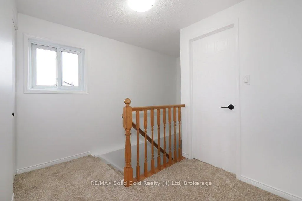 Photo 21 of 110 Bankside Drive, Kitchener — HOMEH