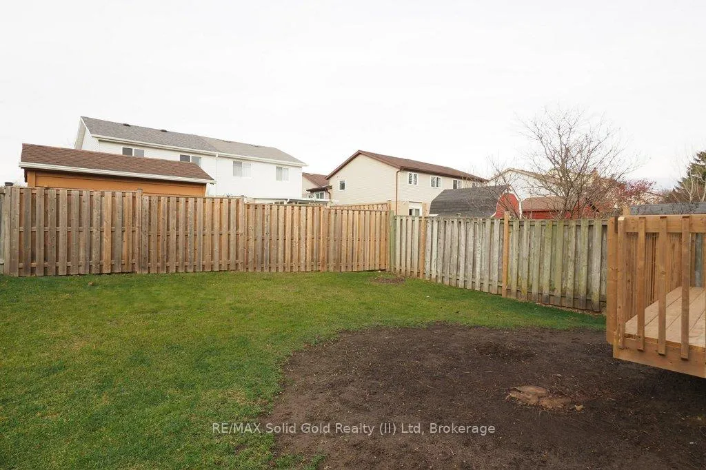 Photo 40 of 110 Bankside Drive, Kitchener — HOMEH