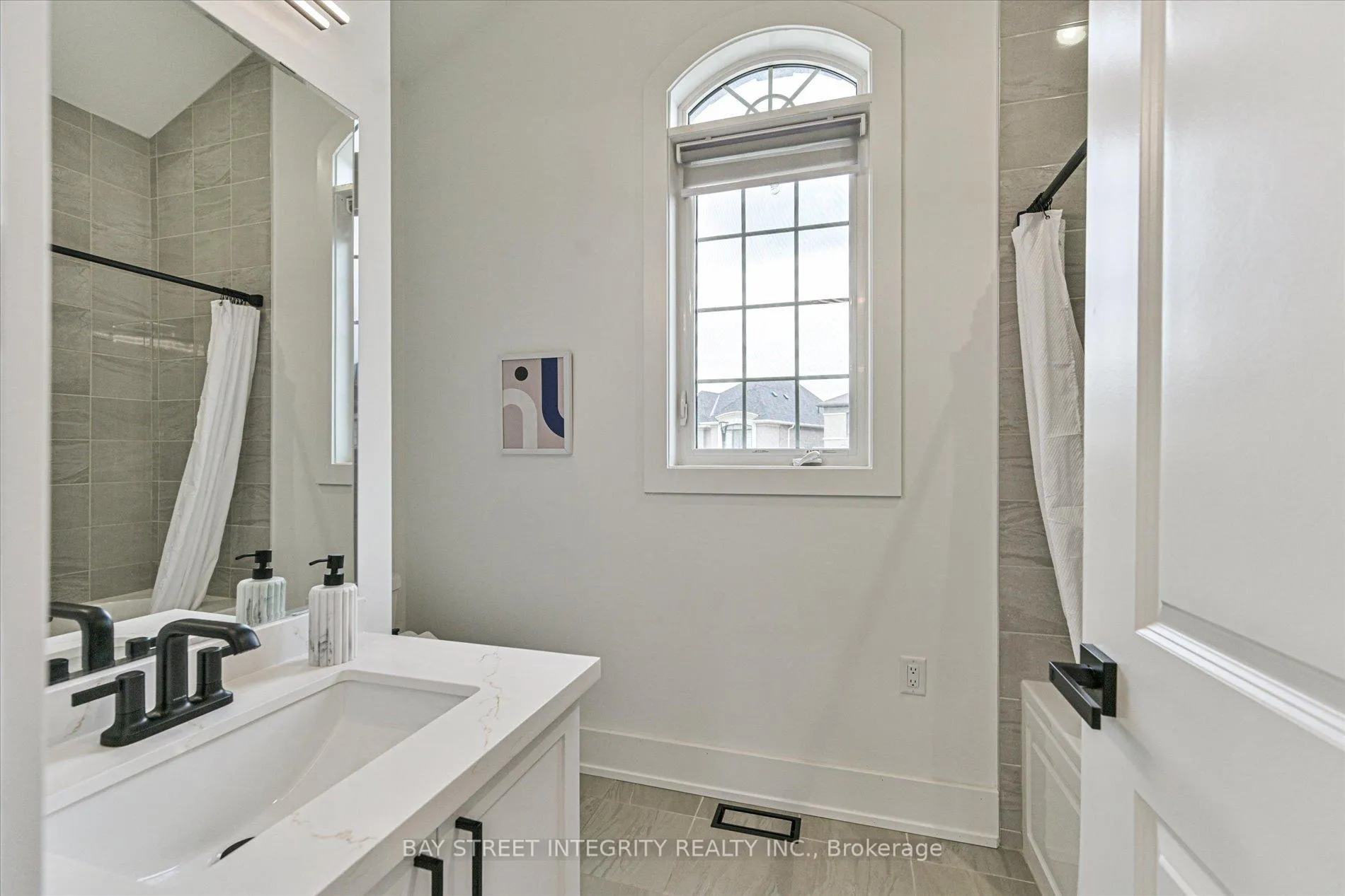 Photo 32 of 1553 Honey Locust Place, Pickering, Rural Pickering — HOMEH