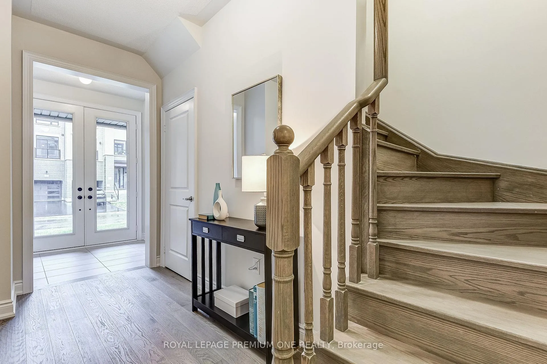 Photo 13 of 67 Tennant Circle, Vaughan, Vellore Village — HOMEH