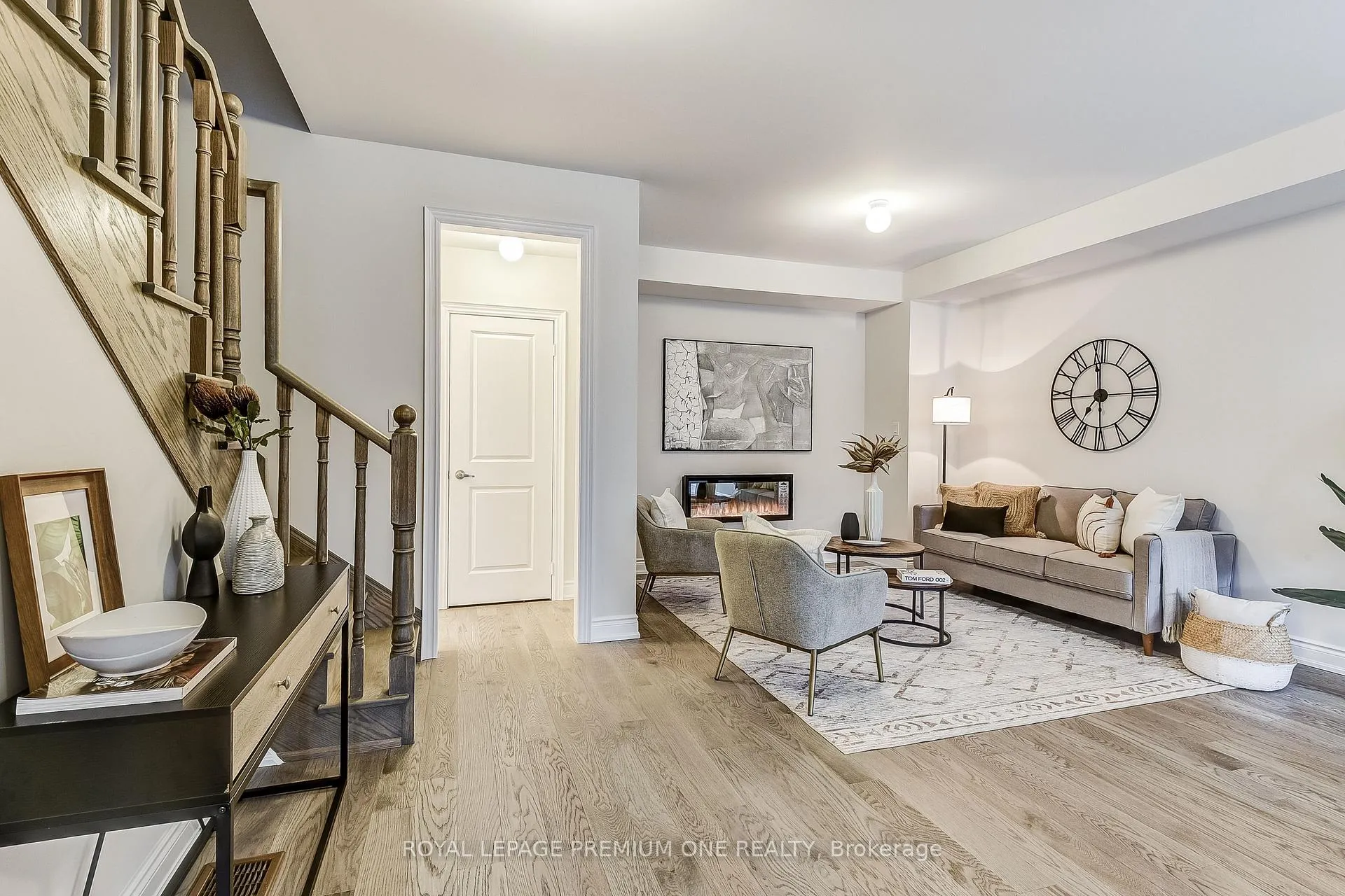 Photo 14 of 67 Tennant Circle, Vaughan, Vellore Village — HOMEH