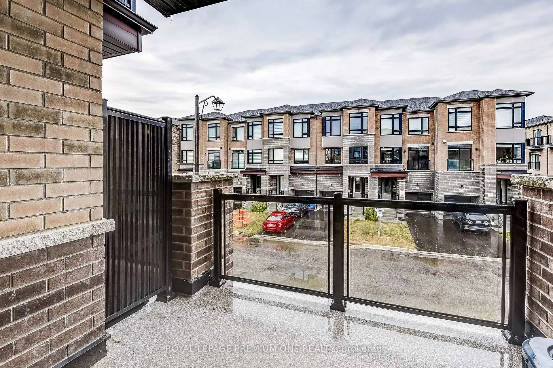Photo 27 of 67 Tennant Circle, Vaughan, Vellore Village — HOMEH