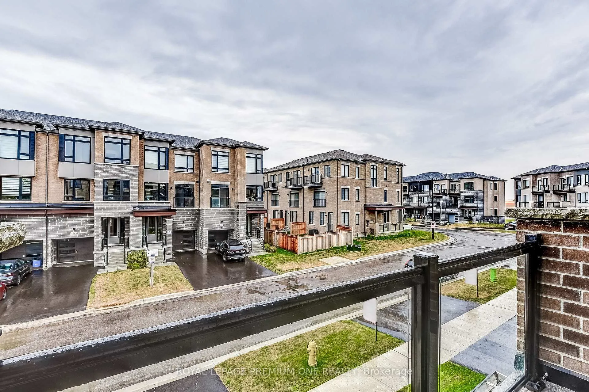 Photo 30 of 67 Tennant Circle, Vaughan, Vellore Village — HOMEH