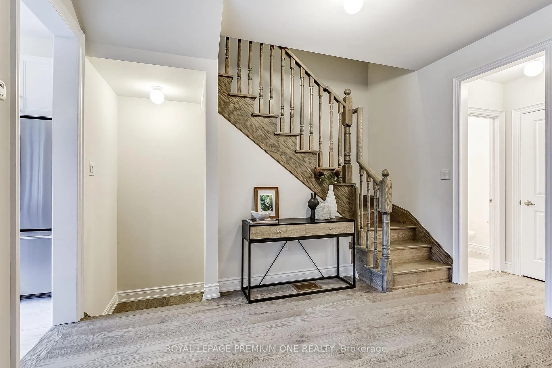 Photo 33 of 67 Tennant Circle, Vaughan, Vellore Village — HOMEH