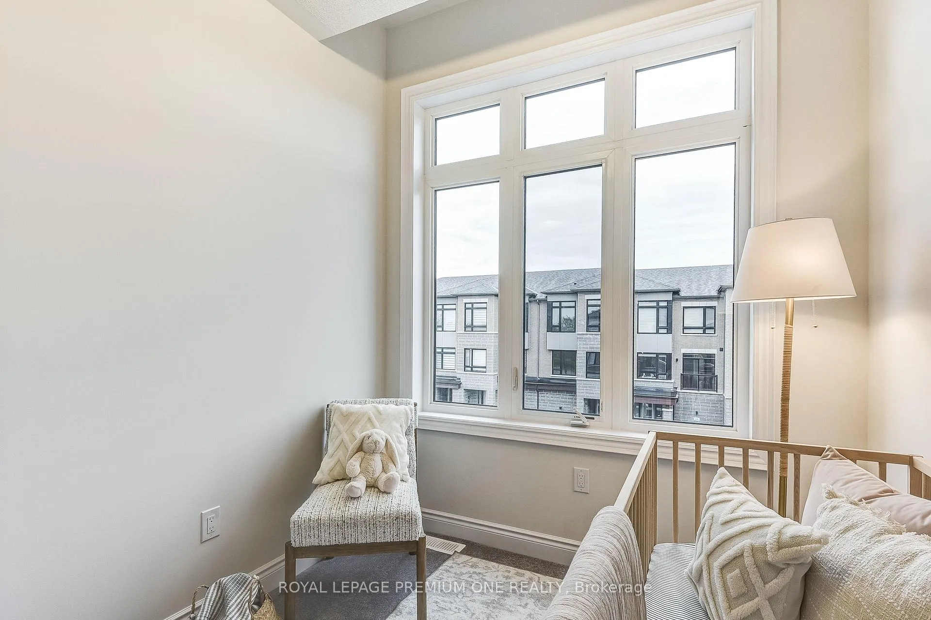 Photo 35 of 67 Tennant Circle, Vaughan, Vellore Village — HOMEH