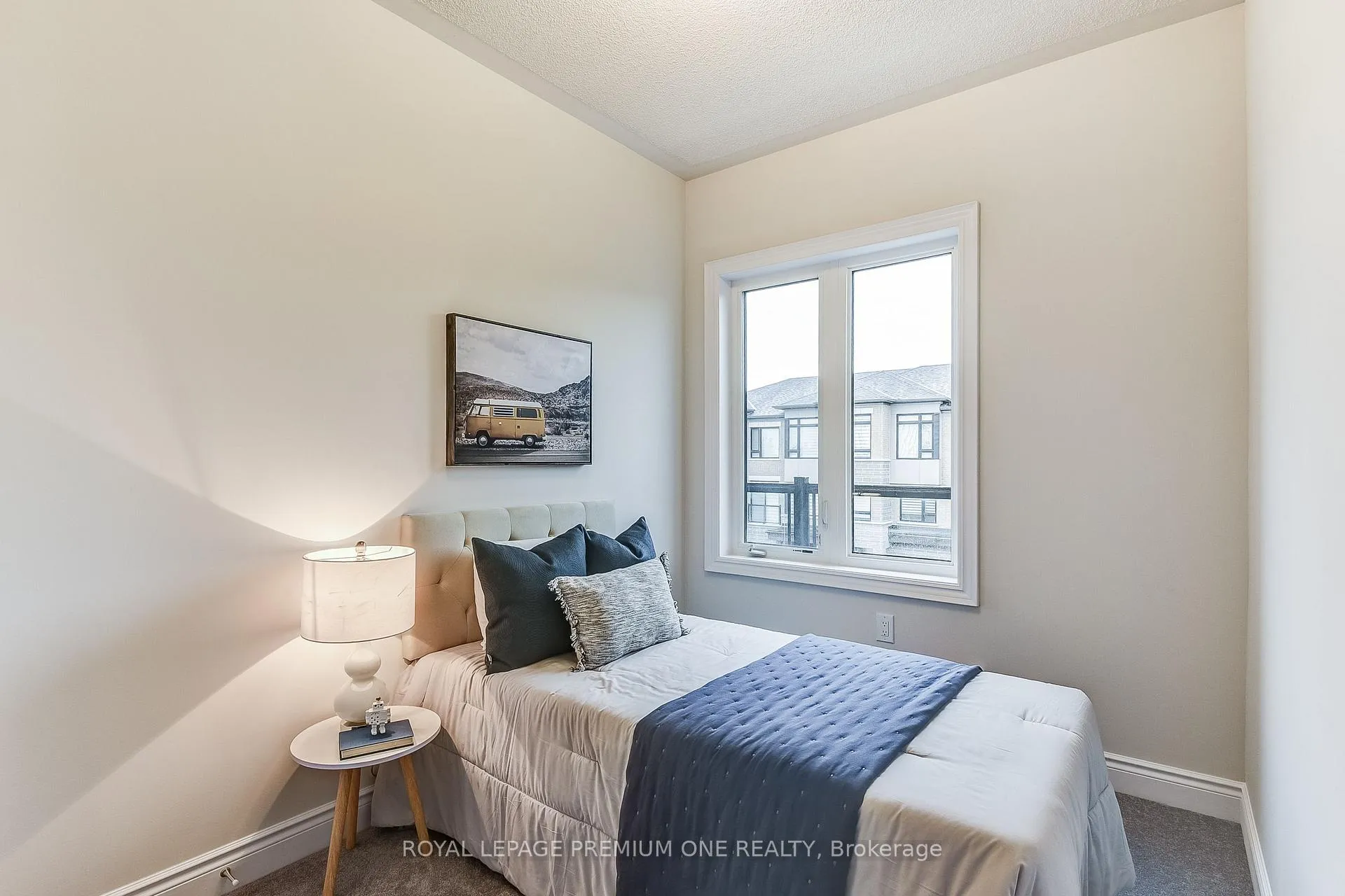 Photo 36 of 67 Tennant Circle, Vaughan, Vellore Village — HOMEH