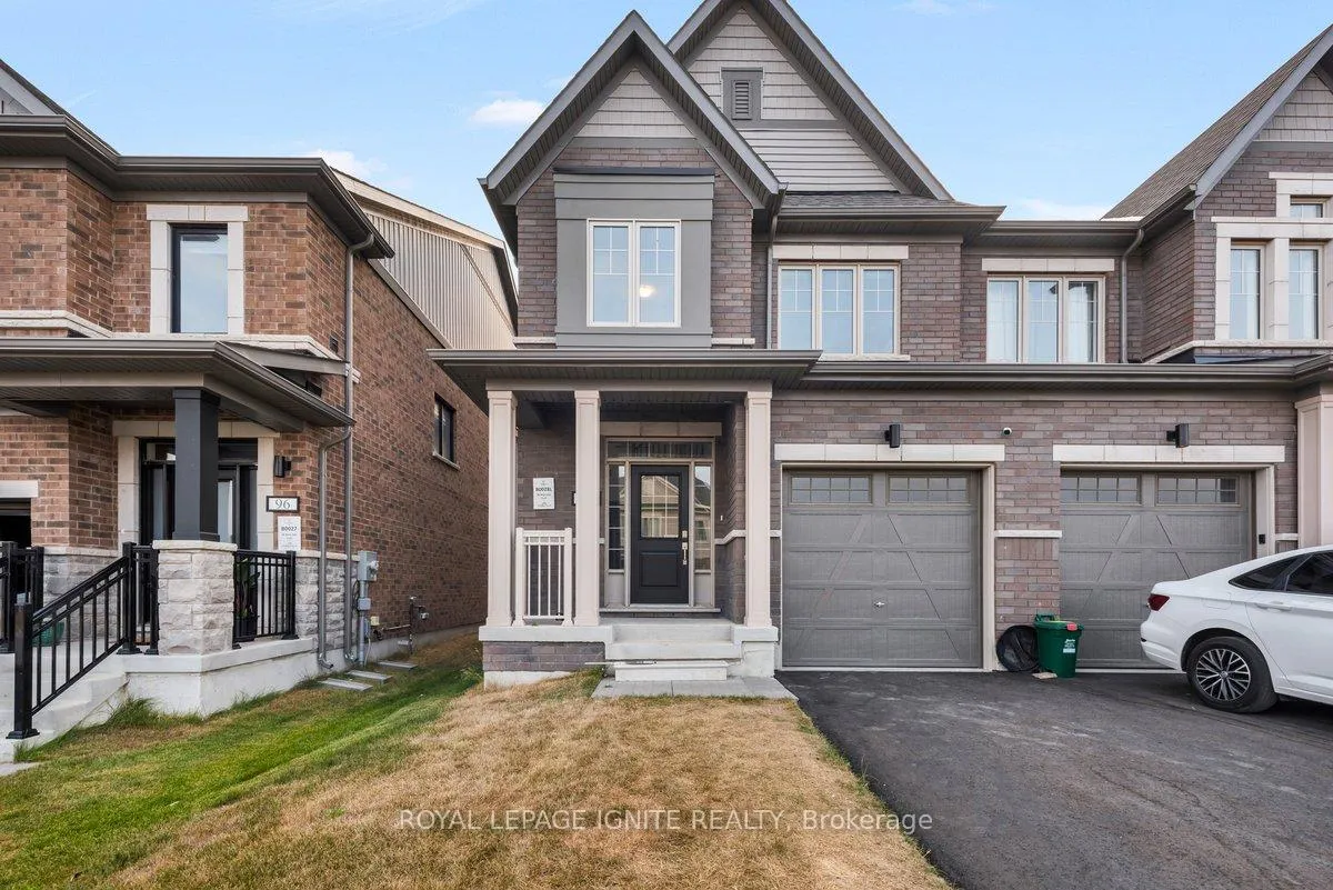 Photo 2 of 94 West Oak Trail, Barrie, Rural Barrie Southeast — HOMEH