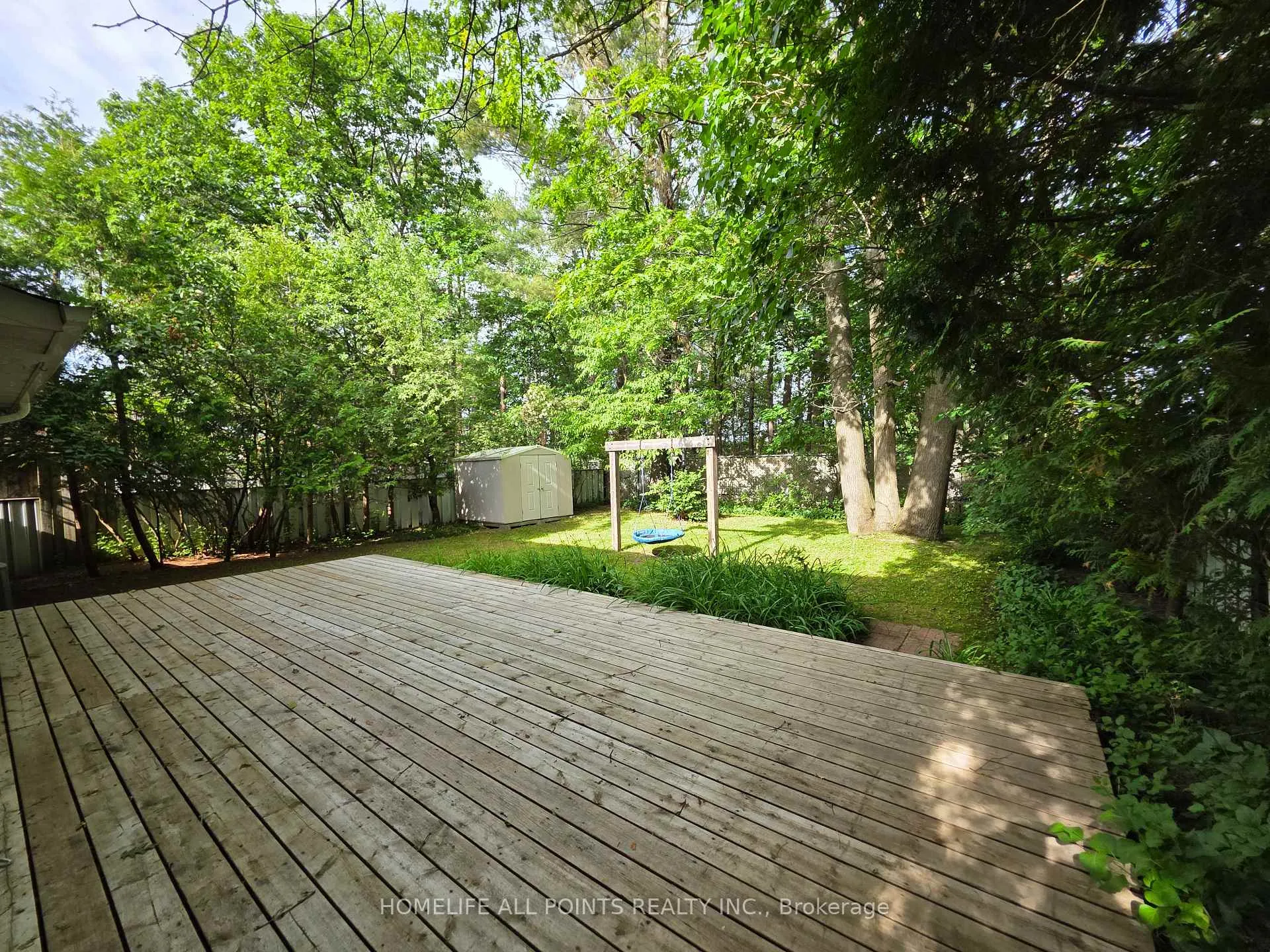 Photo 14 of 188 Browning Trail, Barrie, Letitia Heights — HOMEH