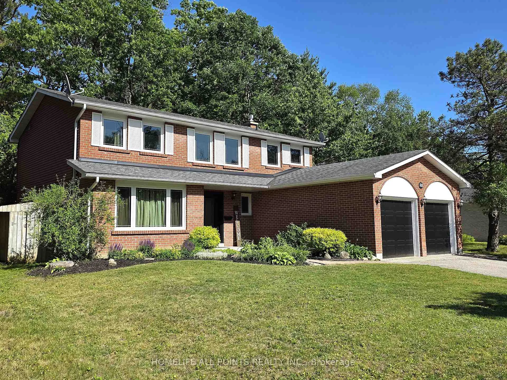 Photo 47 of 188 Browning Trail, Barrie, Letitia Heights — HOMEH