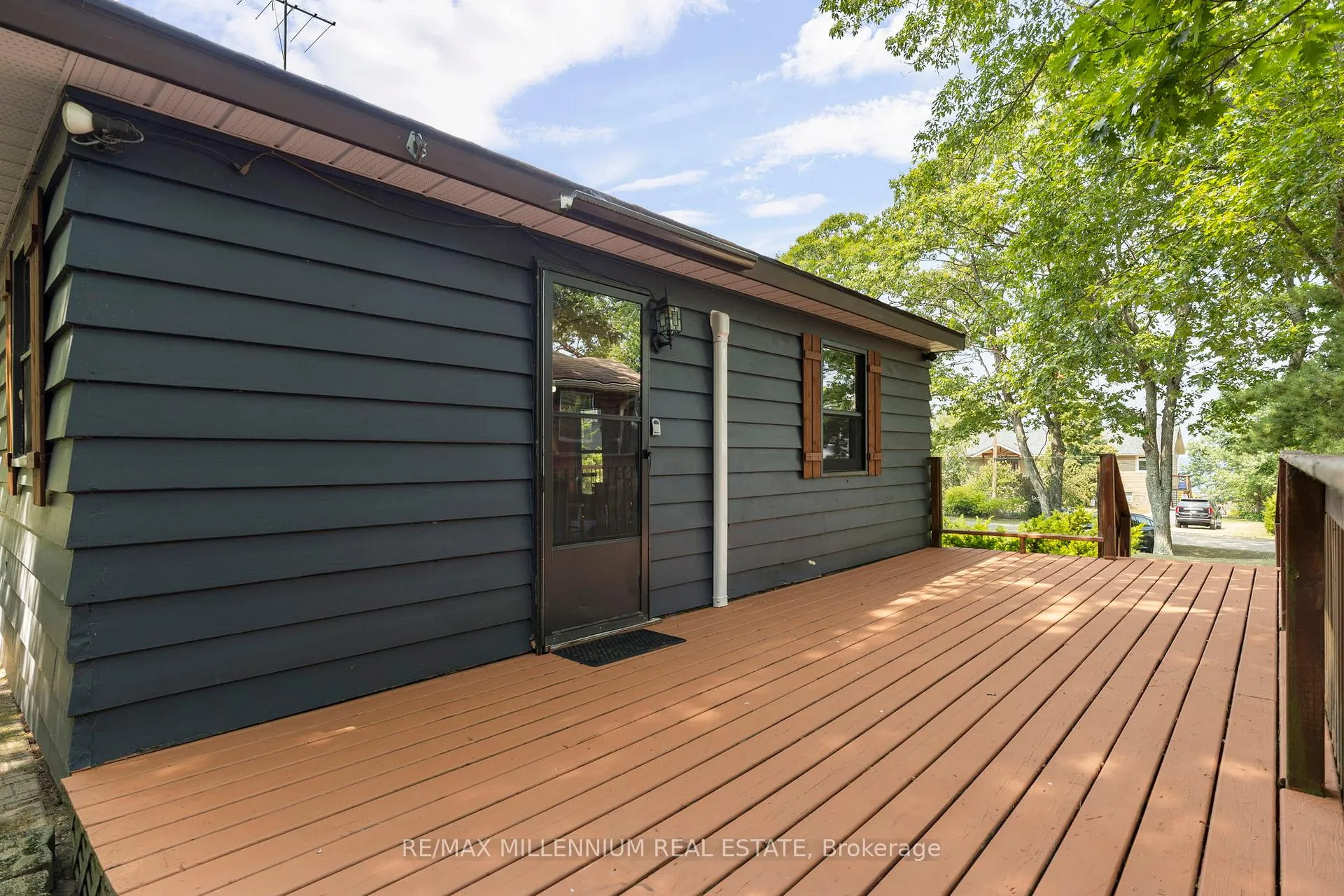 Photo 36 of 82 Beach Road, Tiny, Rural Tiny — HOMEH