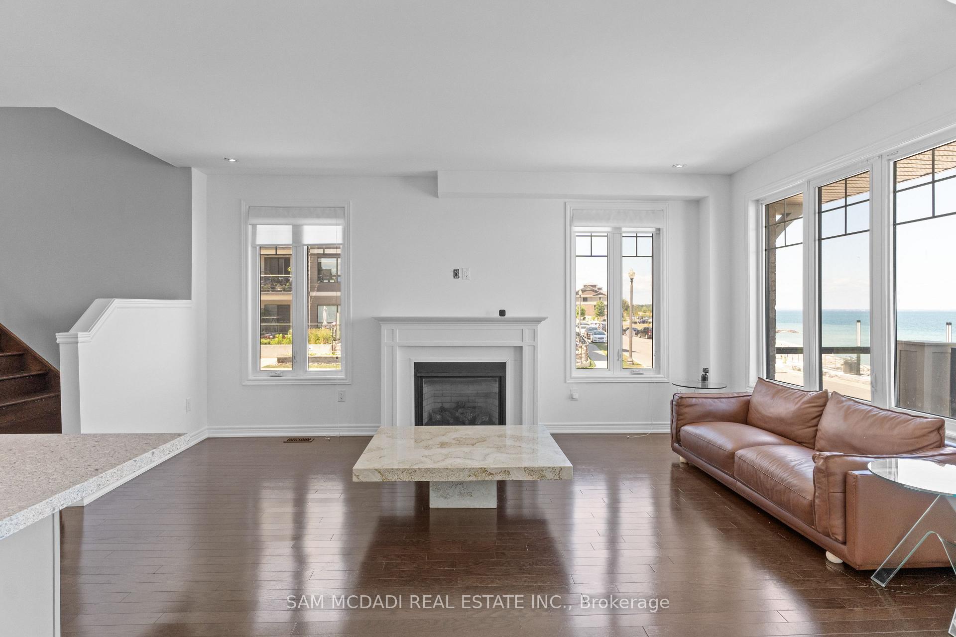 Photo 12 of 2 Pierre Trudeau Lane S, Grimsby, Grimsby Beach — HOMEH