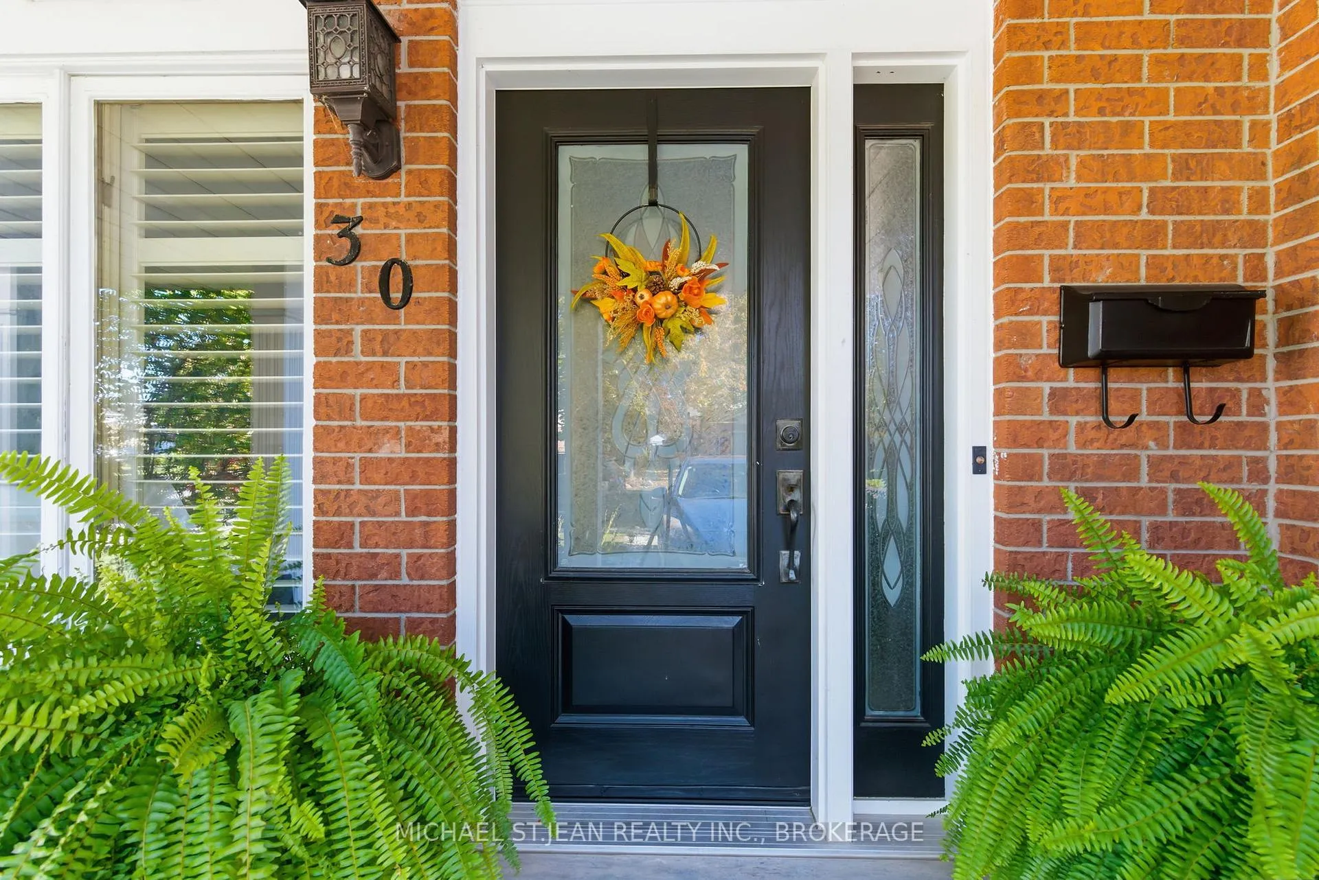 Photo 4 of 30 Capri Street, Thorold, Confederation Heights — HOMEH