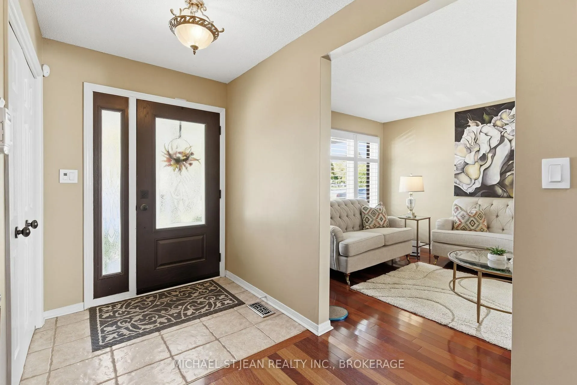 Photo 6 of 30 Capri Street, Thorold, Confederation Heights — HOMEH