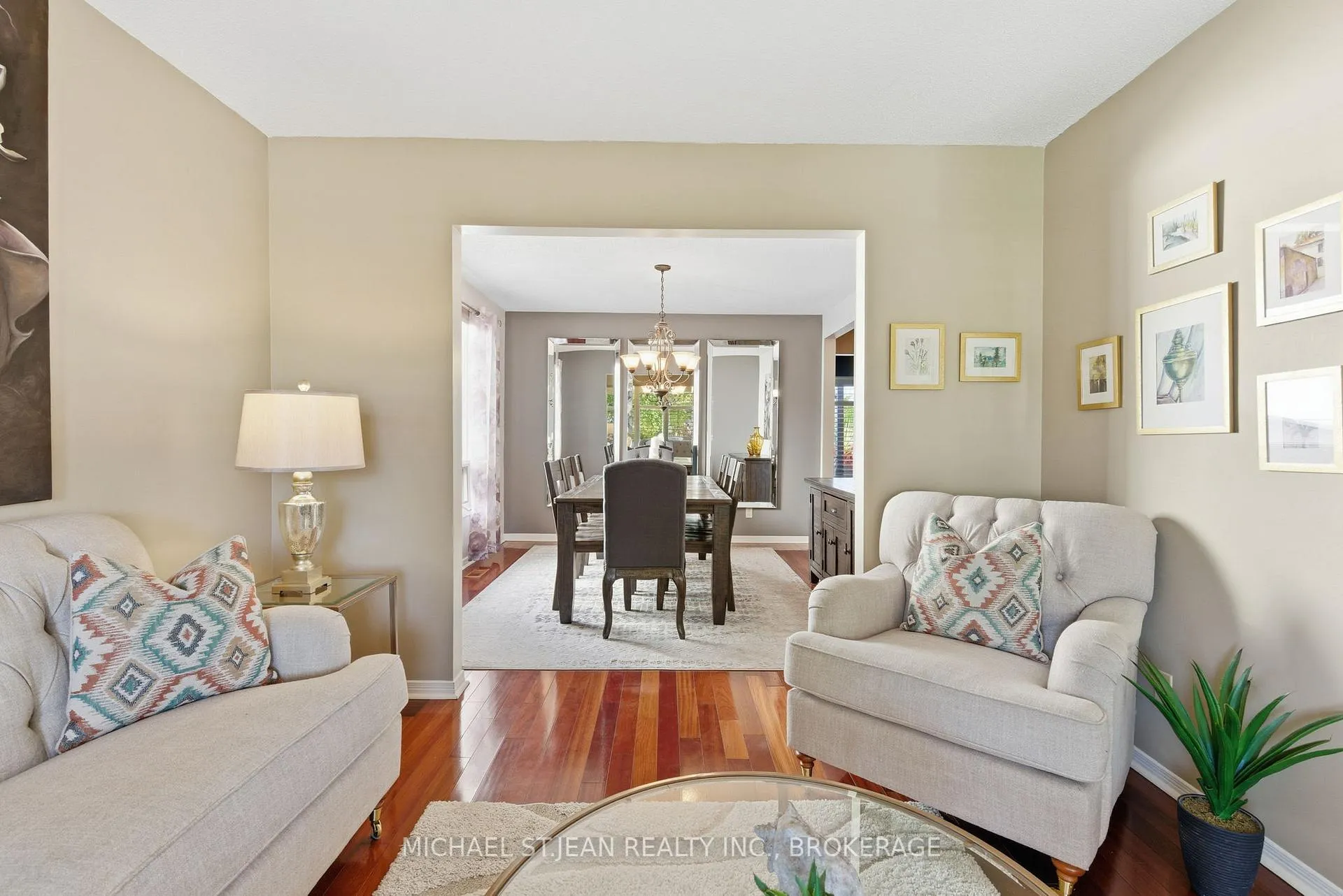 Photo 9 of 30 Capri Street, Thorold, Confederation Heights — HOMEH