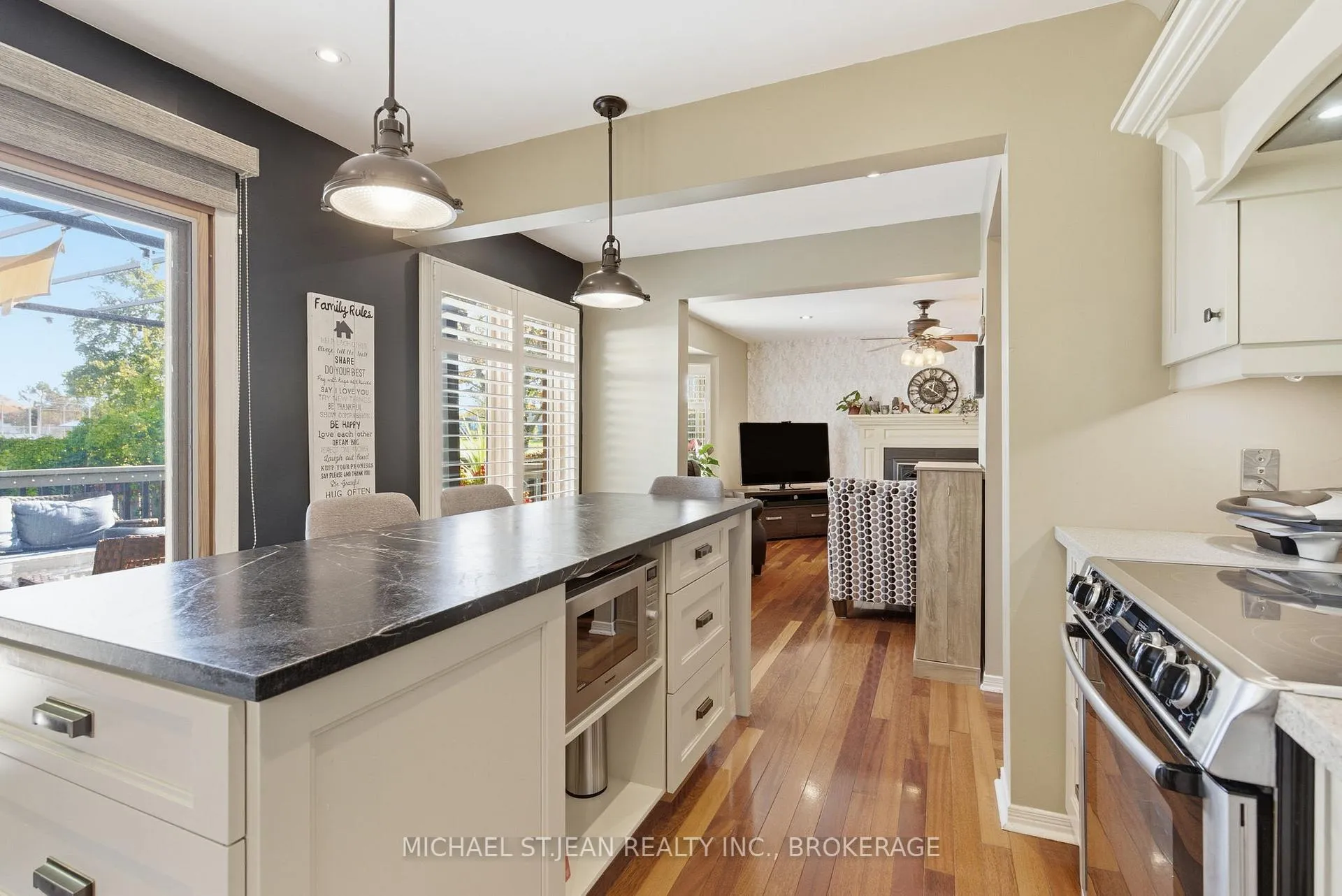 Photo 15 of 30 Capri Street, Thorold, Confederation Heights — HOMEH