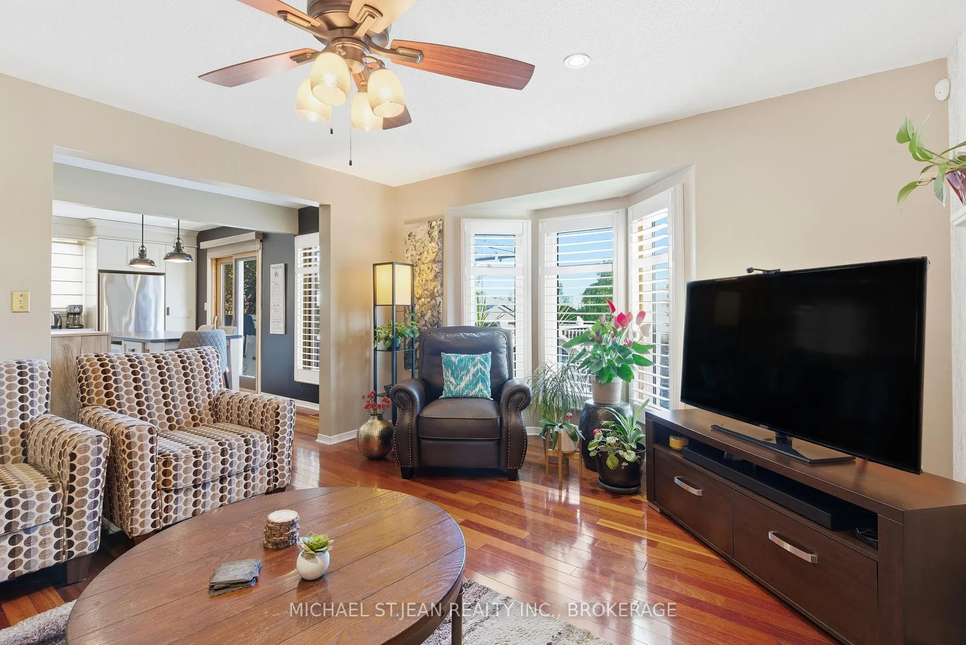 Photo 16 of 30 Capri Street, Thorold, Confederation Heights — HOMEH