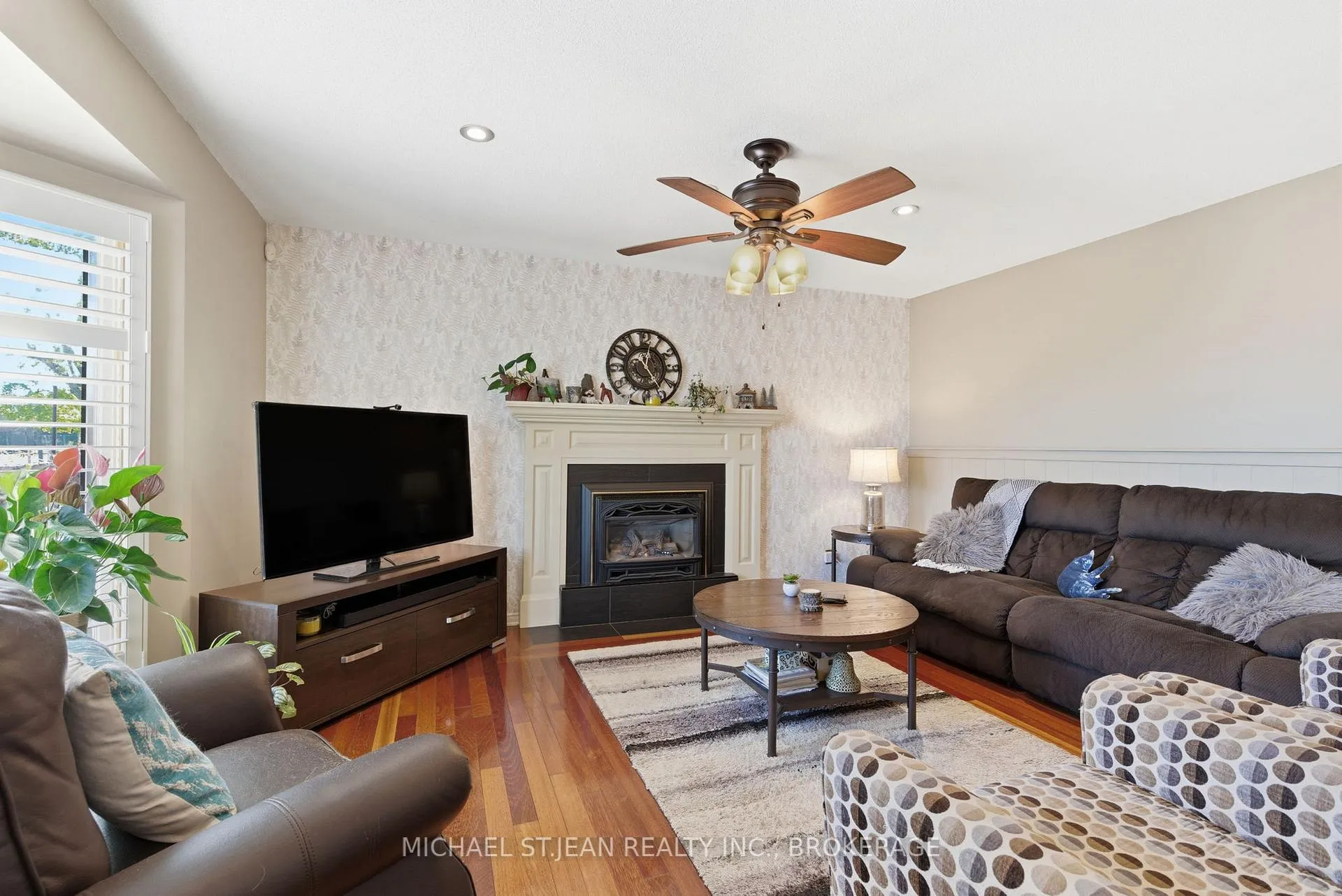 Photo 17 of 30 Capri Street, Thorold, Confederation Heights — HOMEH