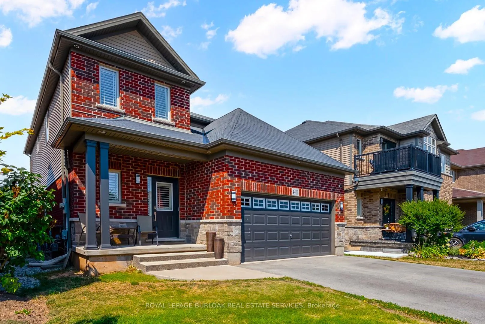 Photo 2 of 4401 Dennis Avenue, Lincoln, Beamsville — HOMEH