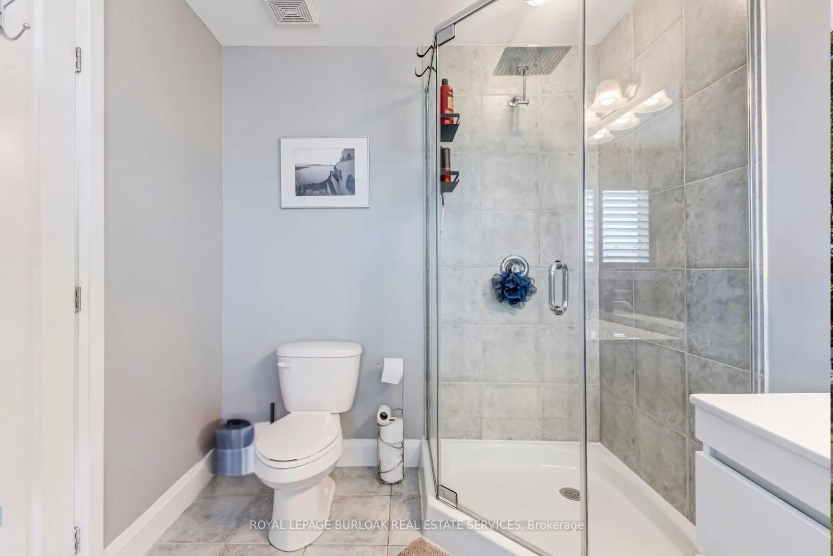 Photo 18 of 4401 Dennis Avenue, Lincoln, Beamsville — HOMEH