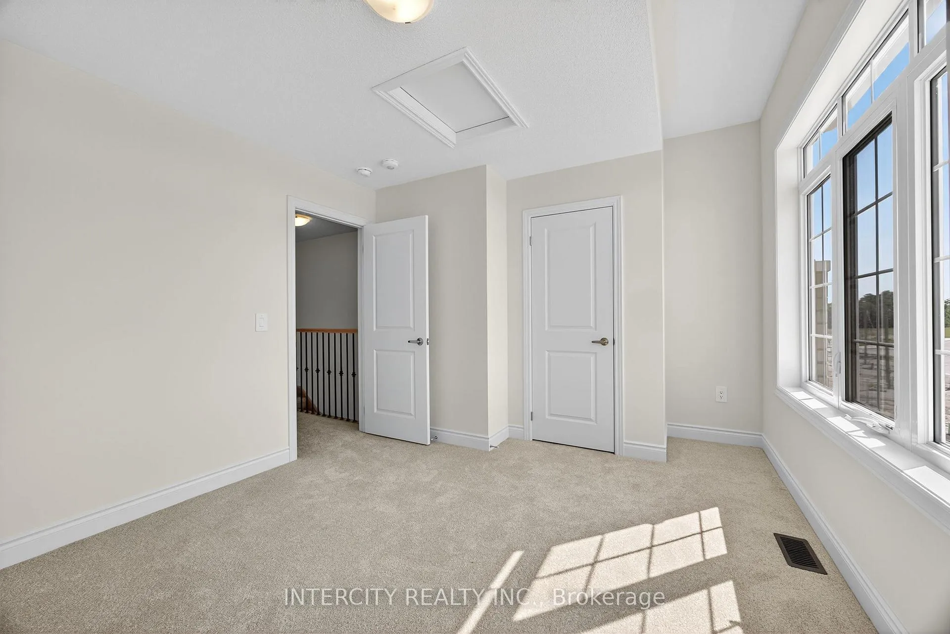 Photo 18 of 19 Avalon Drive, Wasaga Beach — HOMEH