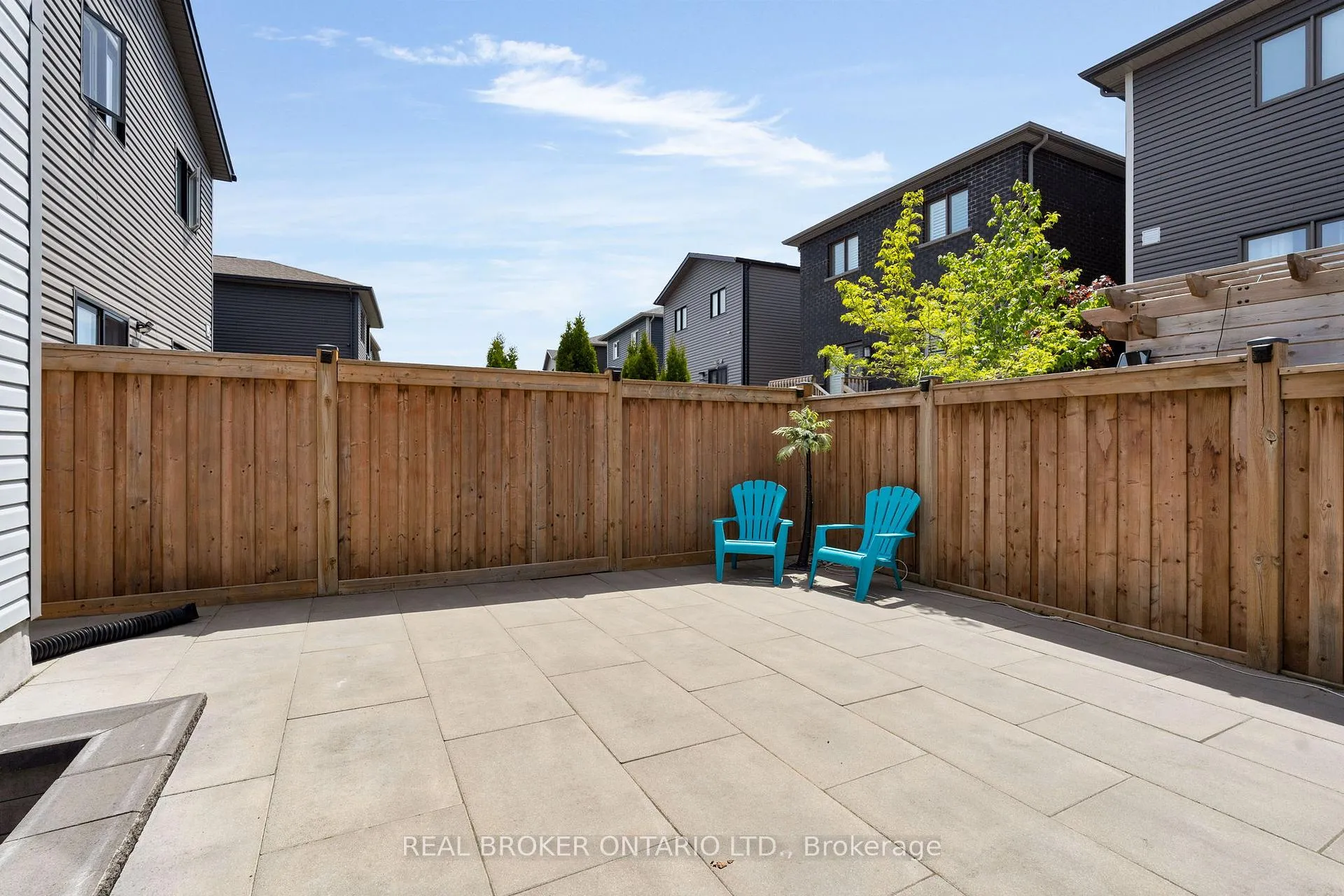 Photo 14 of 60 Mabern Street, Barrie, Holly — HOMEH