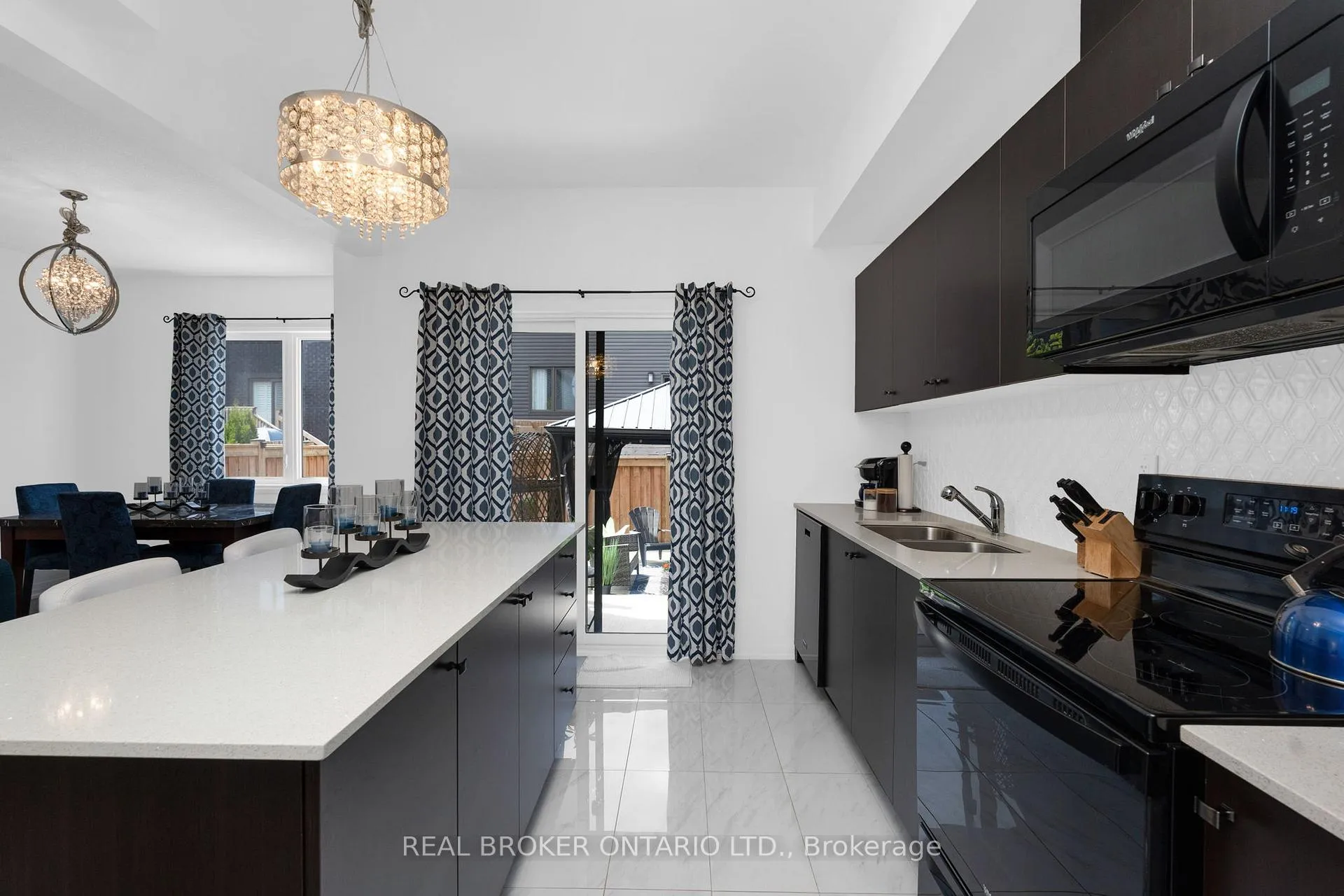 Photo 15 of 60 Mabern Street, Barrie, Holly — HOMEH