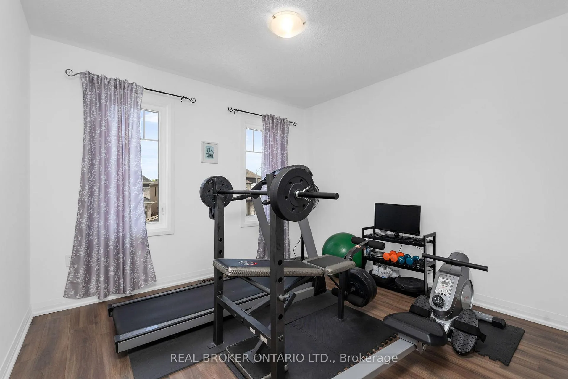 Photo 24 of 60 Mabern Street, Barrie, Holly — HOMEH