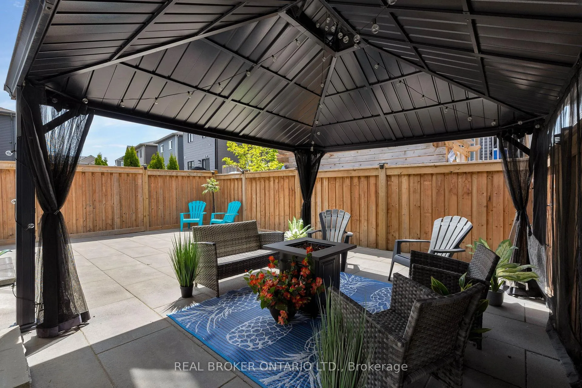 Photo 40 of 60 Mabern Street, Barrie, Holly — HOMEH