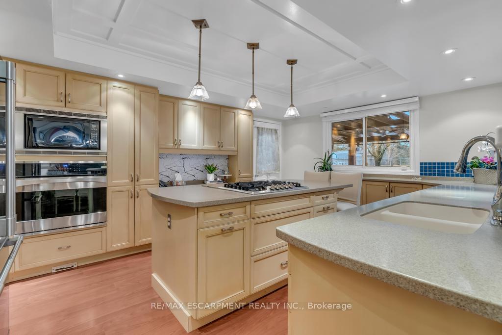 Photo 14 of 15 Deer Valley Drive, Caledon, Bolton West — HOMEH