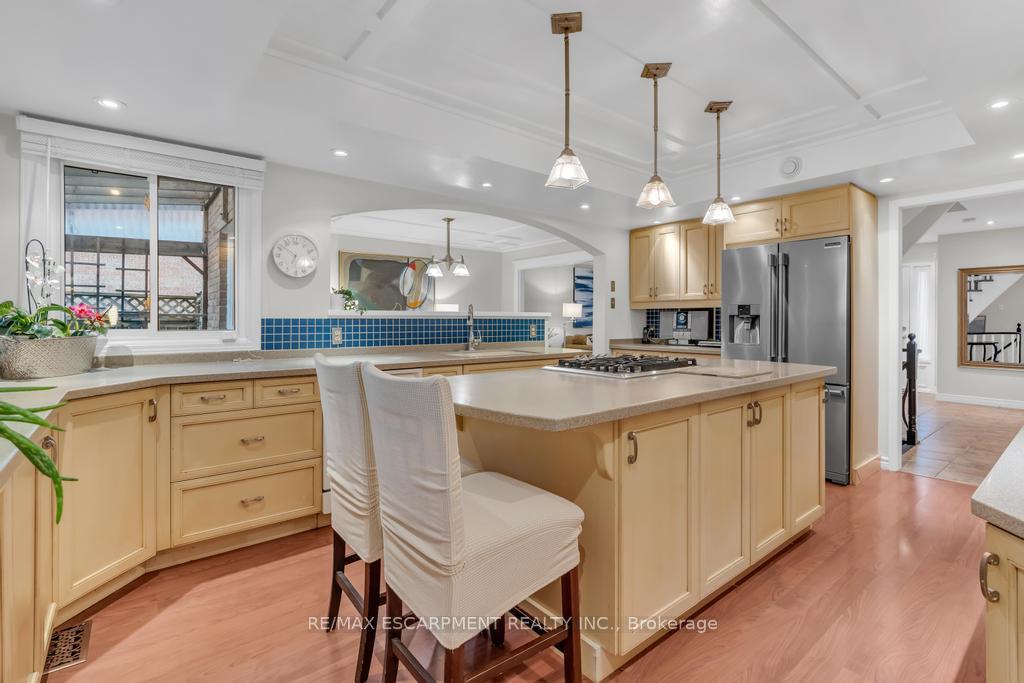 Photo 15 of 15 Deer Valley Drive, Caledon, Bolton West — HOMEH